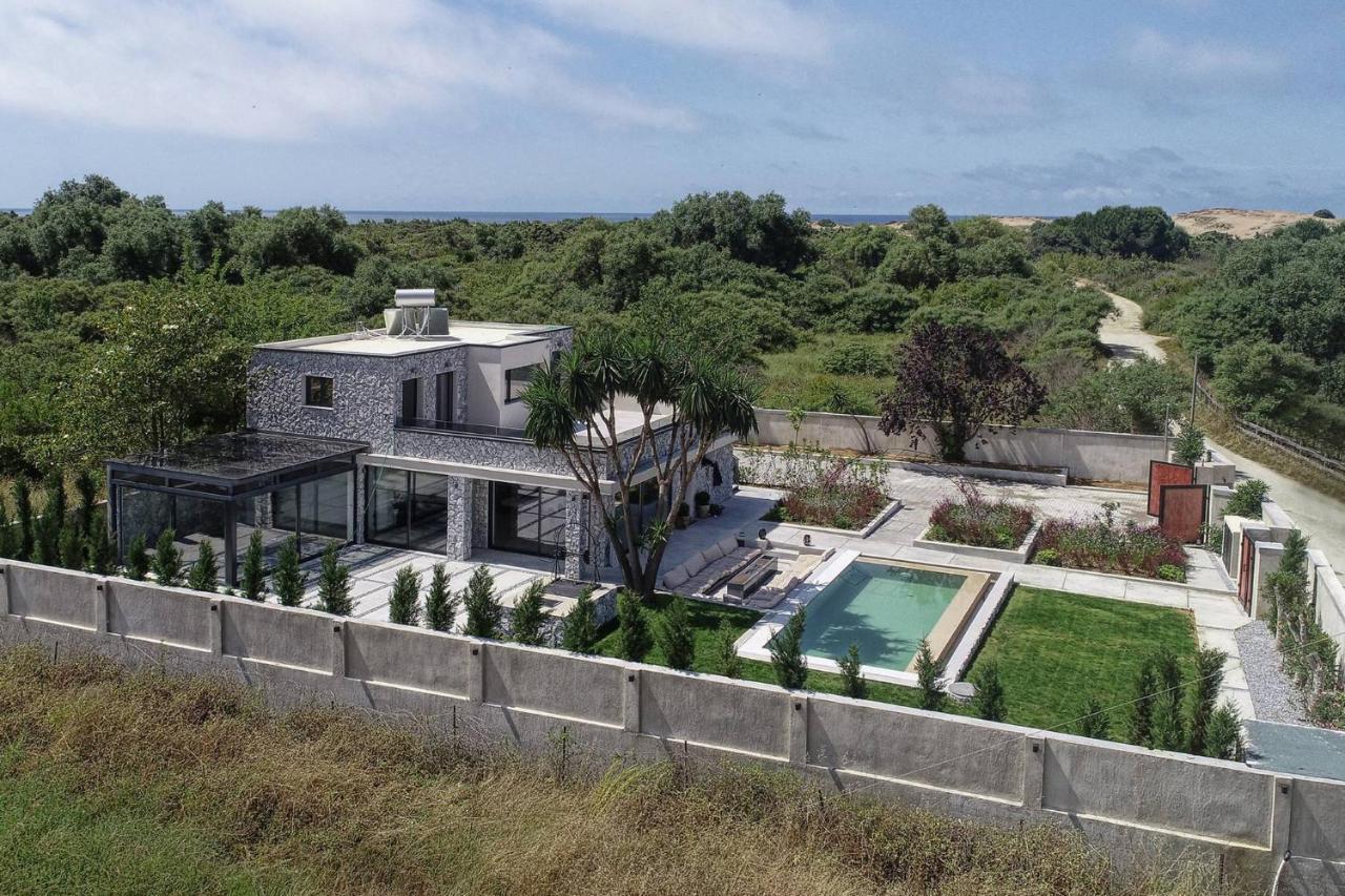 Villa Flamingo - 4 Bedrooms - Private Pool - Next To Renowned Issos Beach & Lake Korission Λίνια Εξωτερικό φωτογραφία