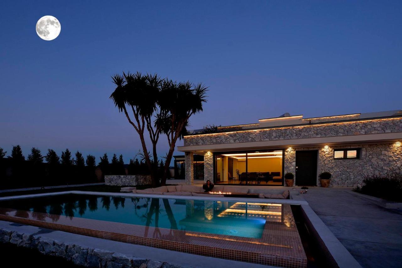 Villa Flamingo - 4 Bedrooms - Private Pool - Next To Renowned Issos Beach & Lake Korission Λίνια Εξωτερικό φωτογραφία