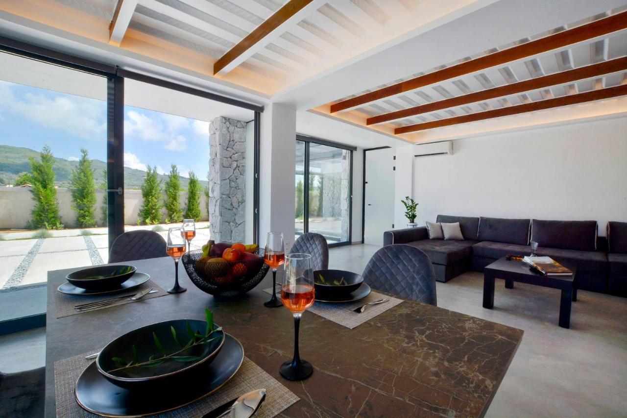 Villa Flamingo - 4 Bedrooms - Private Pool - Next To Renowned Issos Beach & Lake Korission Λίνια Εξωτερικό φωτογραφία